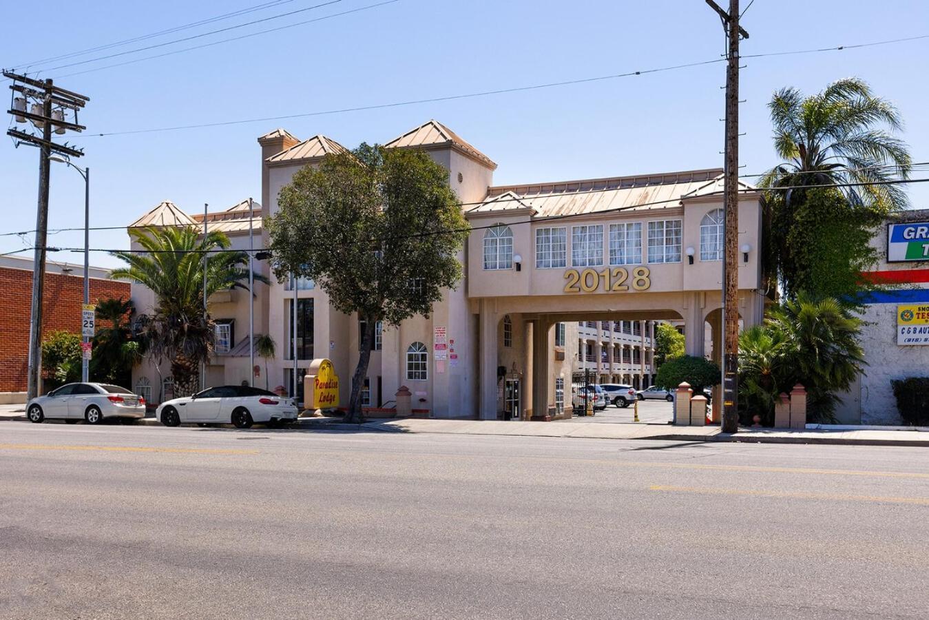 Paradise Lodge - Canoga Park, Los Angeles, Los Angeles